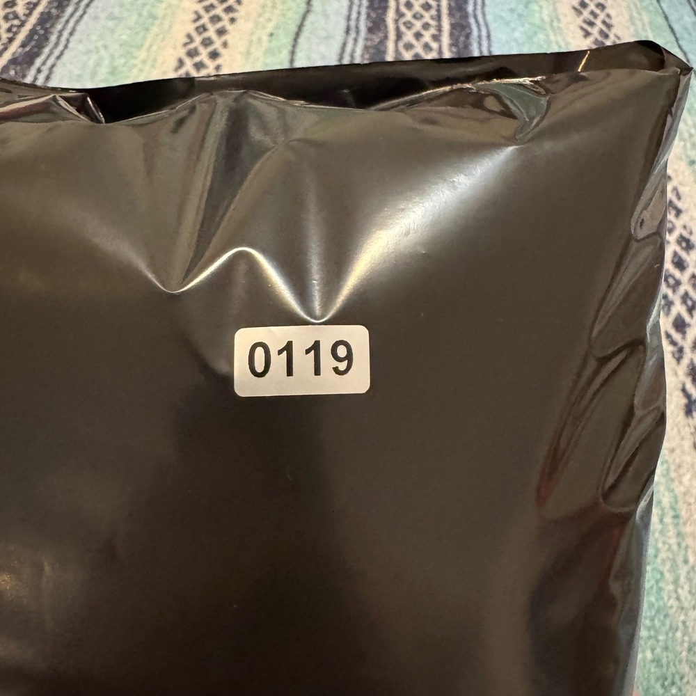 The Mountain Sea Turtle Tie Dye Shirt 2009 Sherry Vintson Blue White Mens XL - Picture 9 of 9